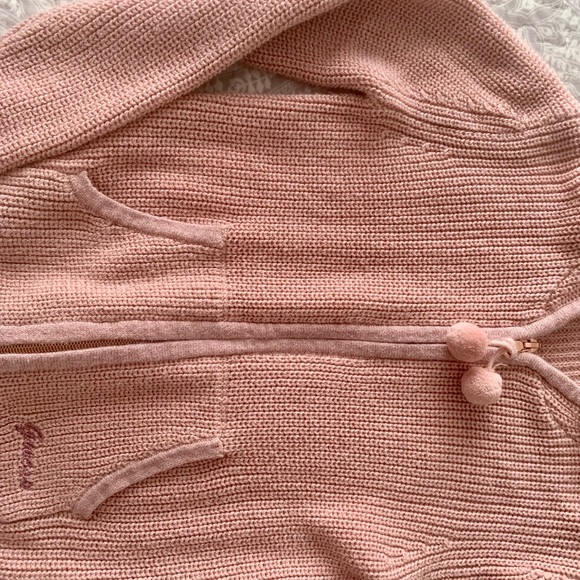 Girls Guess zip sweater. Size 7z - Picture 3 of 4